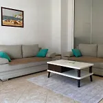Daire City Beach Apartment *