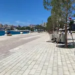 City Beach Apartment Daire